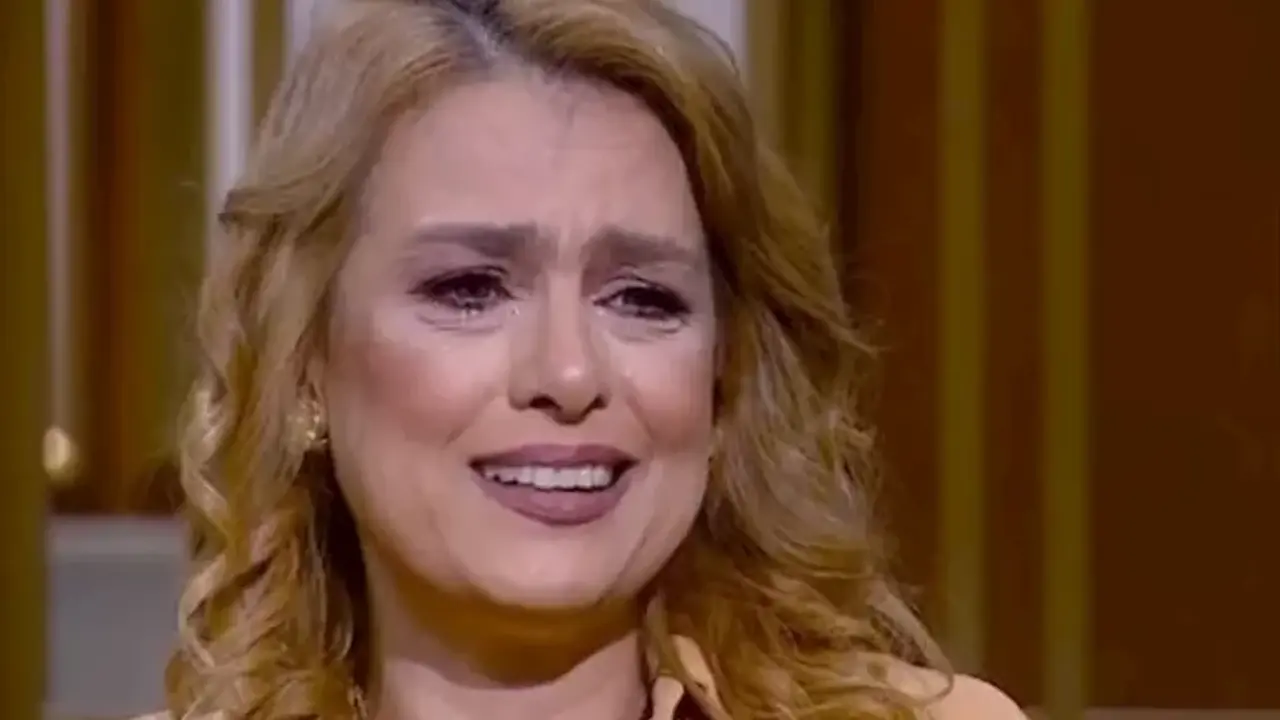 مأساة العائلة.. تفاصيل رحيل والد الفنانة سيمون المفاجئ بسبب وجبة الفسيخ